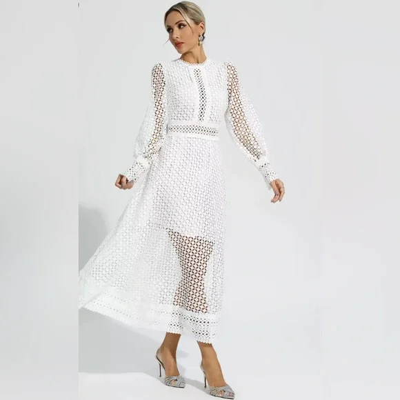 NWT Monroe White Hollow Long Sleeve Maxi Dress - Picture 4 of 4